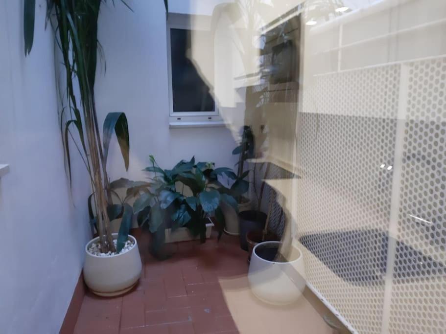 Apartamento Nuevo-luminoso Y Moderno. Parking Gratis!! Sevilha