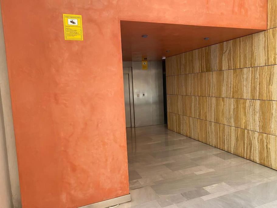 Nuevo-luminoso Y Moderno. Parking Gratis!! Sevilha